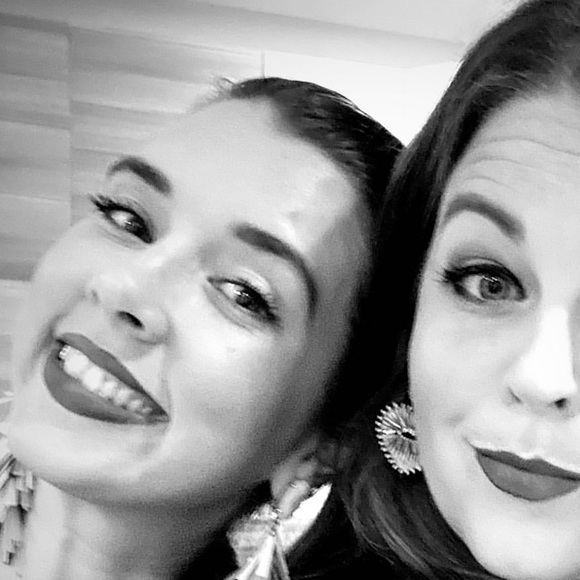 Meet your Posher, Sara - Picture 1 of 1